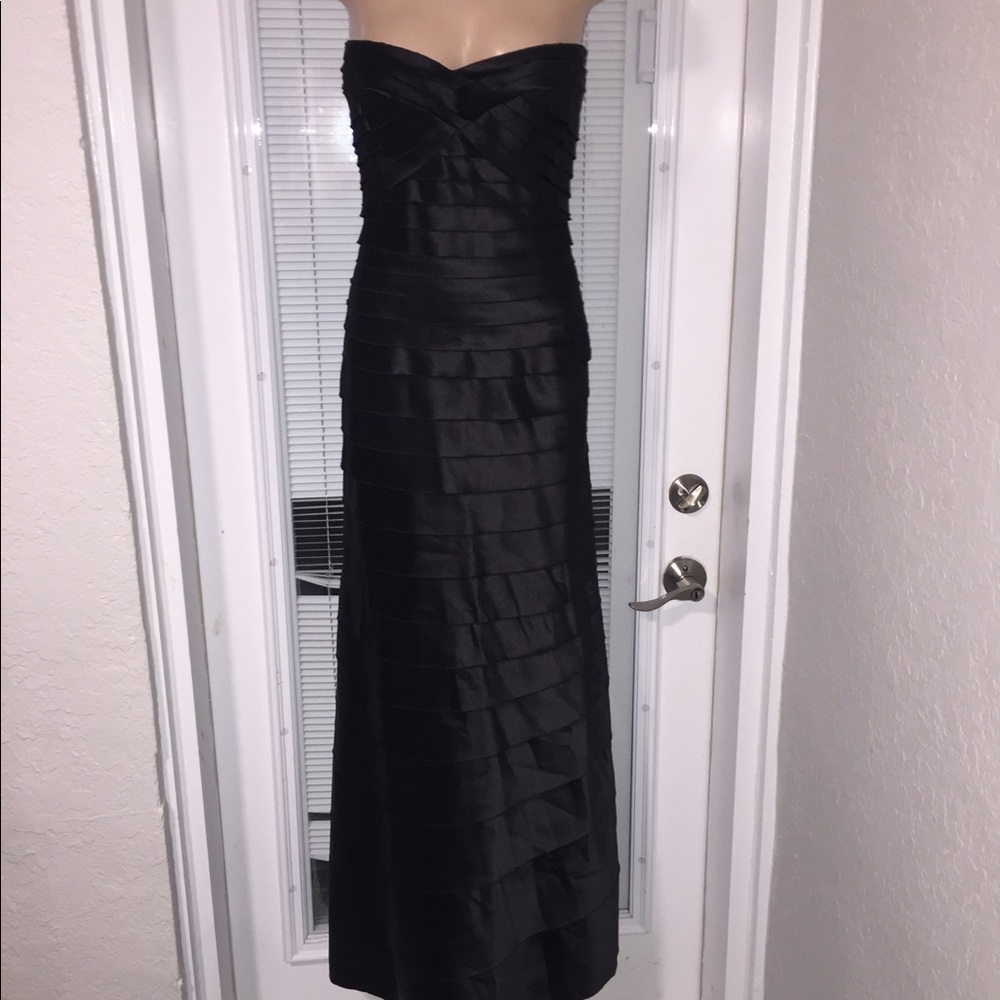 BCBG MAXAZRIA Black Satin poly poly Maxi Dress